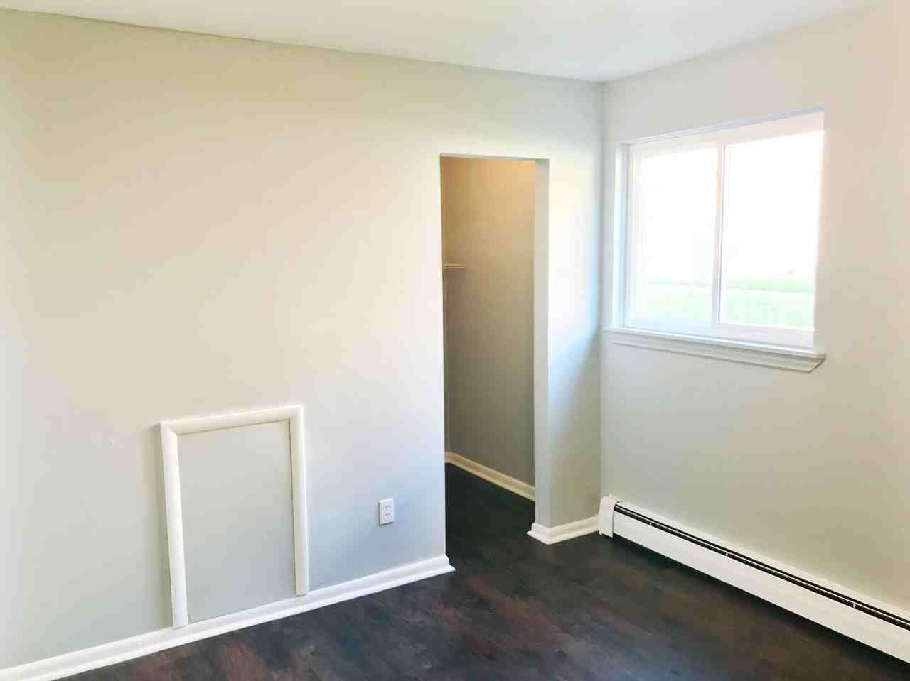 1841 E. 31st Street - Photo 6 of 13