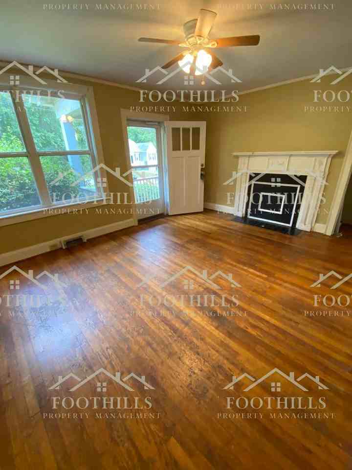 115 Virginia Cir - Photo 3 of 13