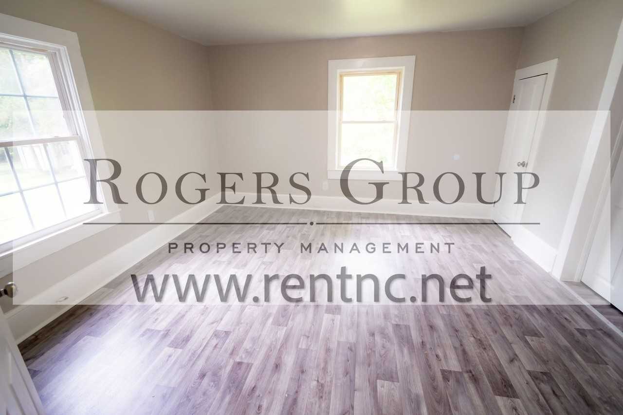 828 State St - Photo 5 of 9