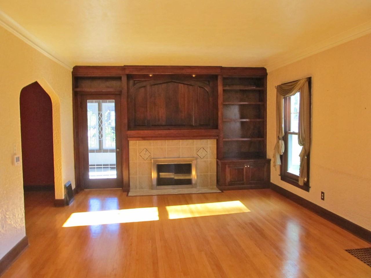 719 Homecrest Ave - Photo 6 of 28