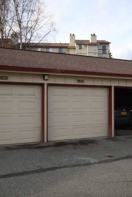 5644 E 40th Ave #G202 - Photo 2 of 20