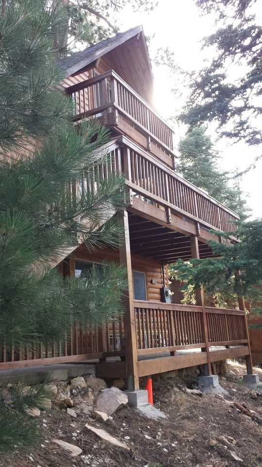 1184 Club View Dr - Photo 2 of 11