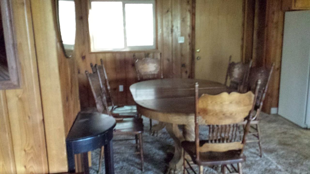 1184 Club View Dr - Photo 4 of 11