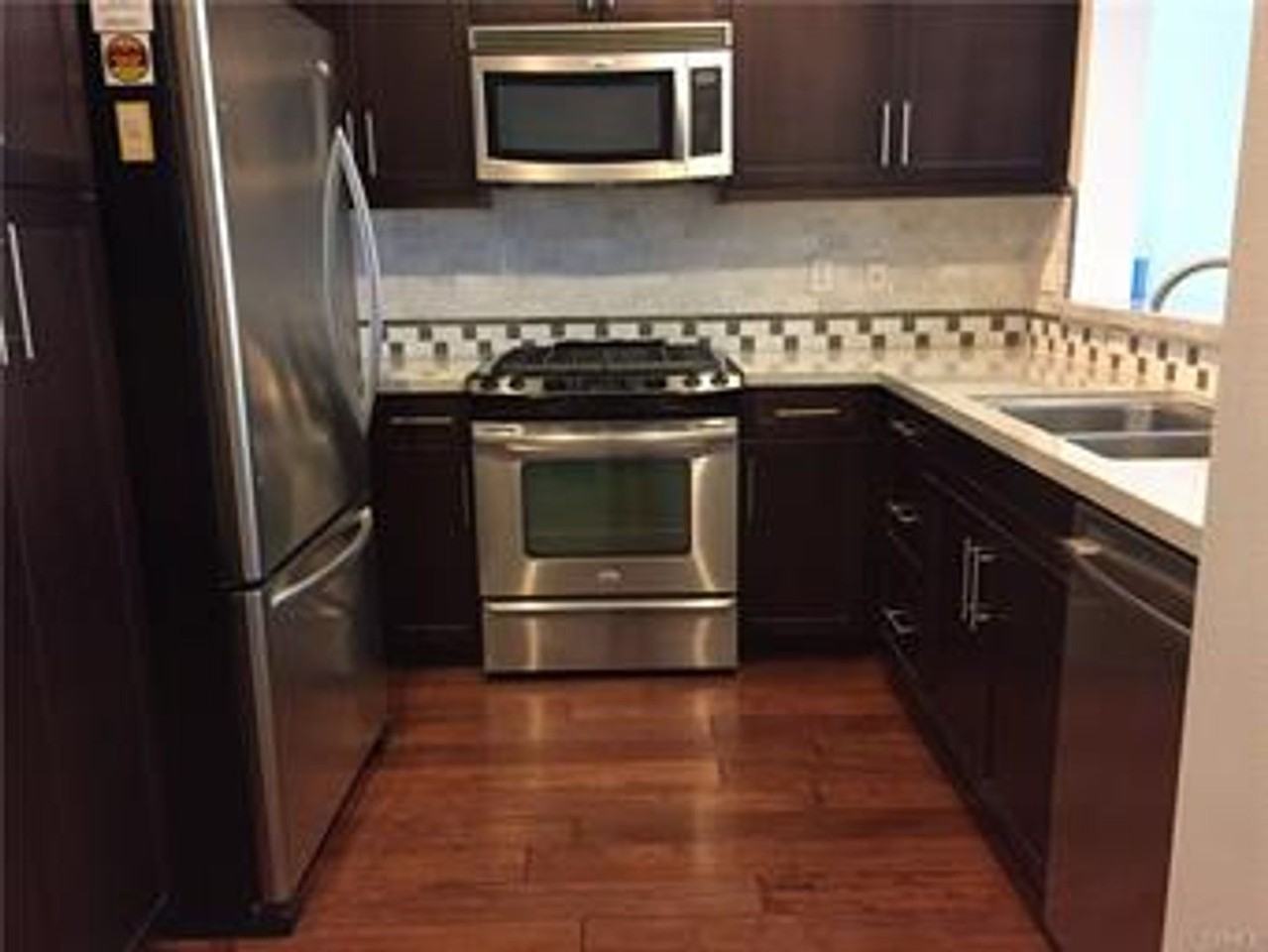 2349 Jefferson St #323 - Photo 3 of 20