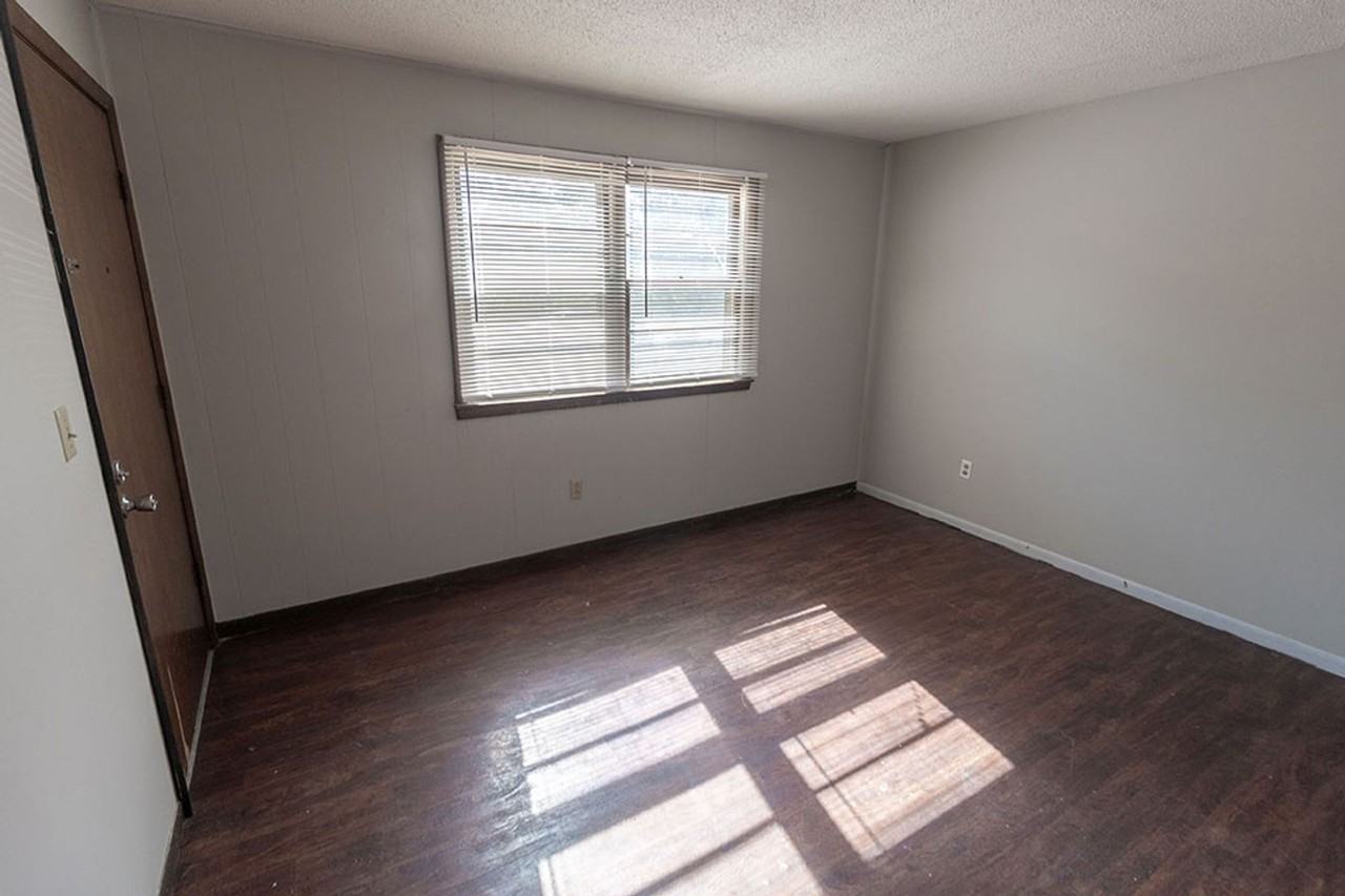 2929 Northland Dr - Photo 5 of 21