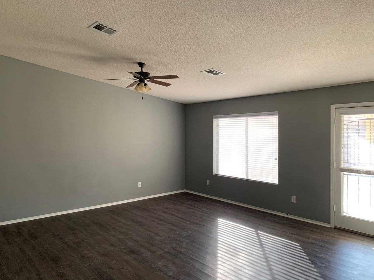 7687 E 40th Rd - Photo 5 of 15