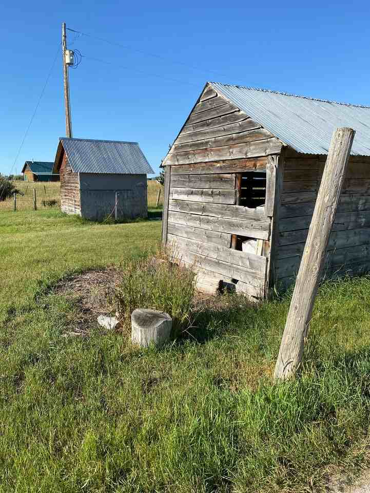 485 W 7750 N - Photo 3 of 17