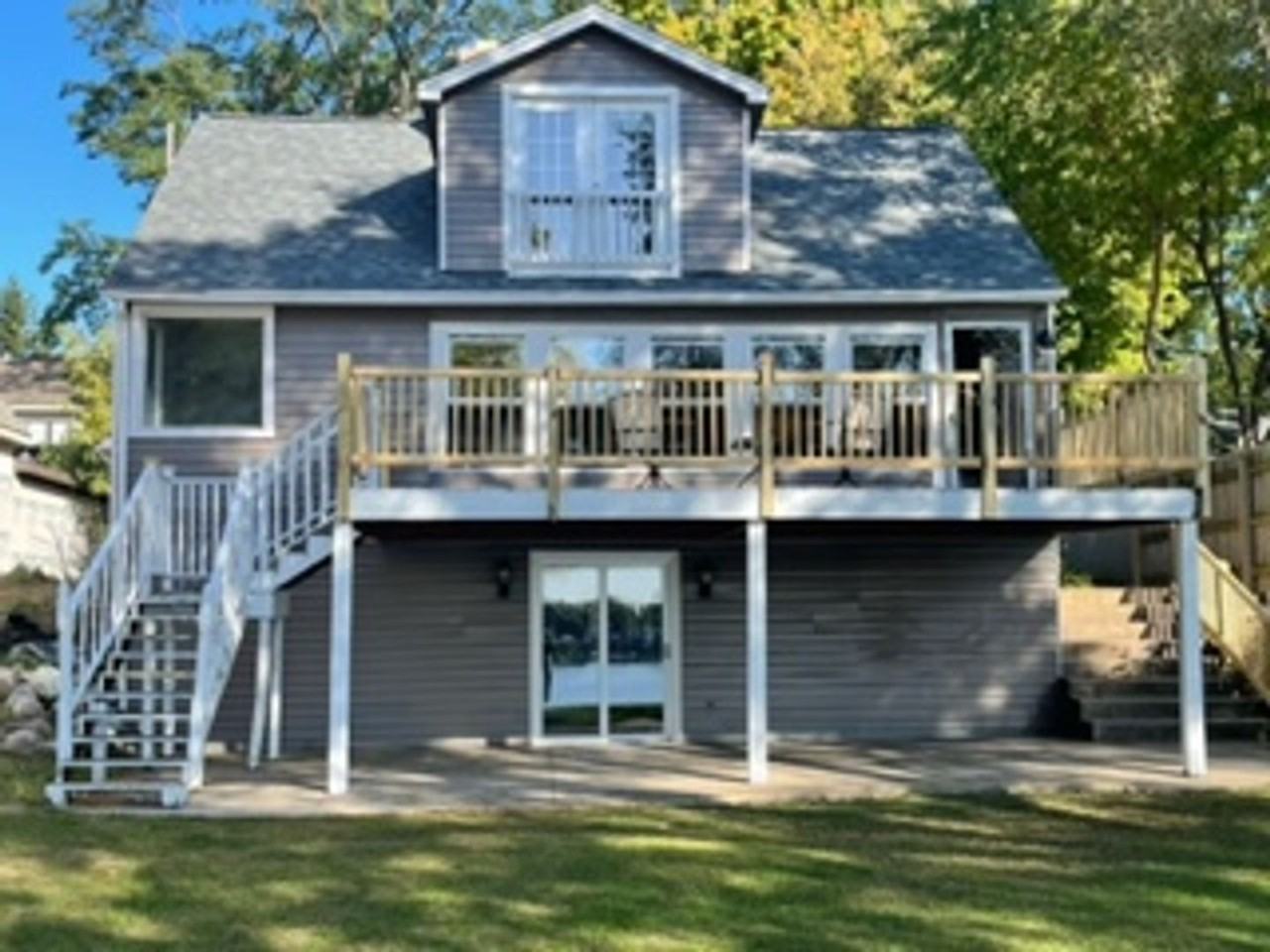 4461 Parnell St - Photo 2 of 50