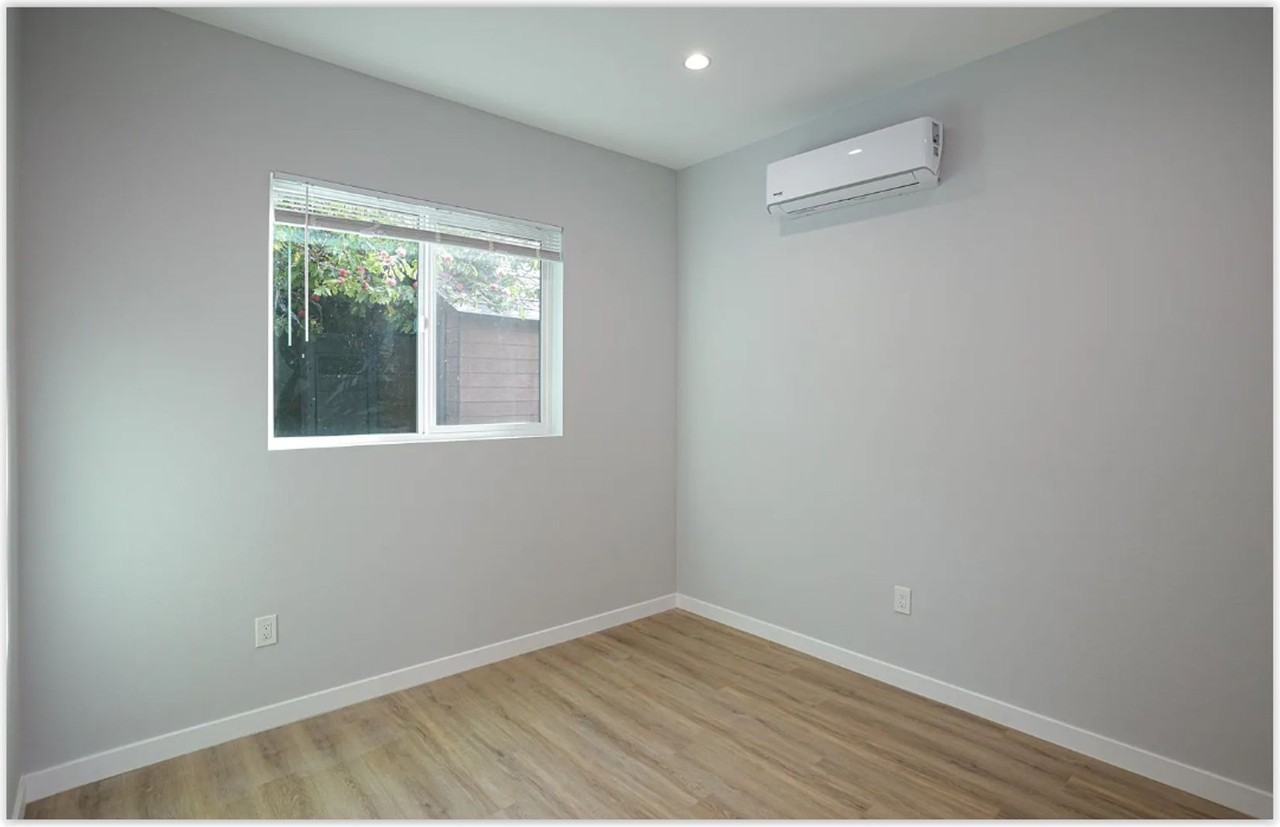 369 N Waverly St - Photo 5 of 12