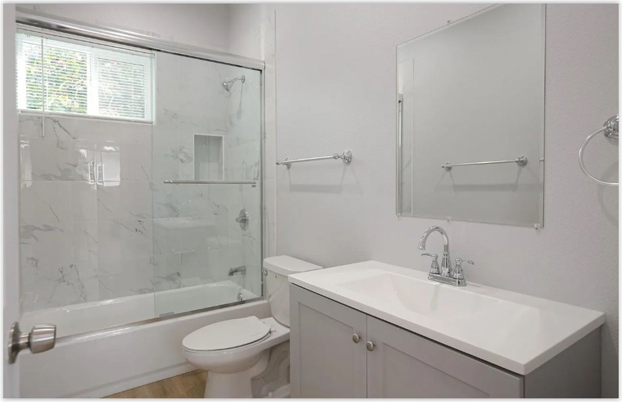 369 N Waverly St - Photo 6 of 12