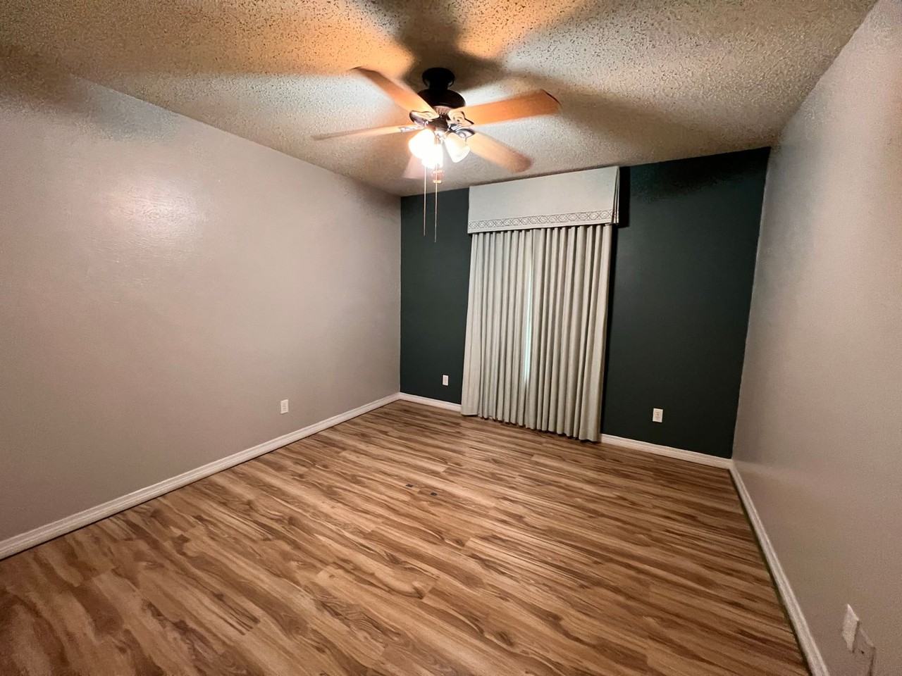 7642 Chesapeake Dr - Photo 6 of 14