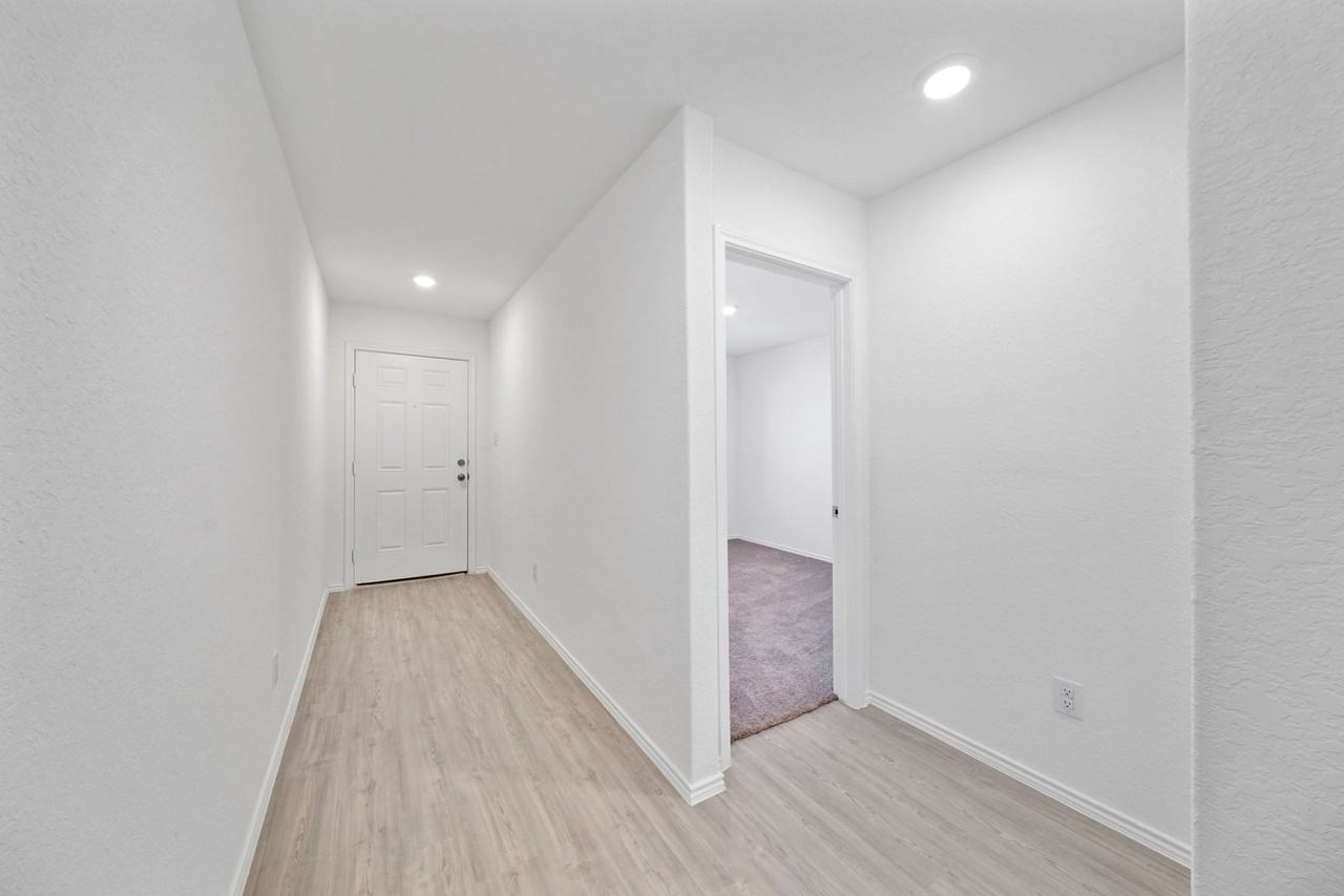 9311 Selene Pl - Photo 4 of 25