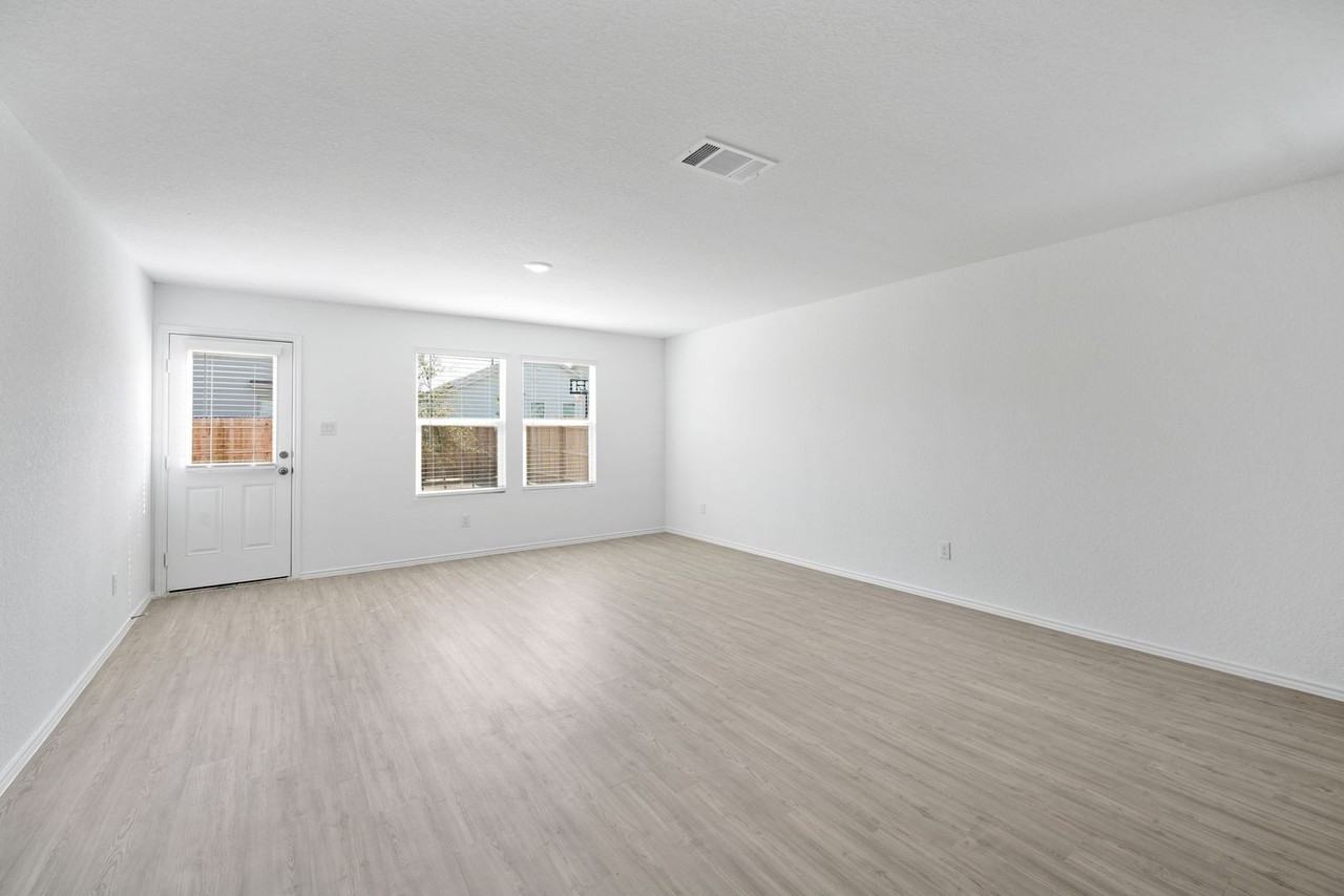 9311 Selene Pl - Photo 5 of 25