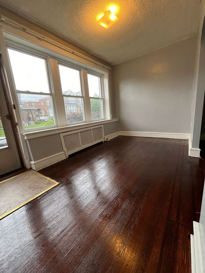 816 Serrill Ave - Photo 3 of 36