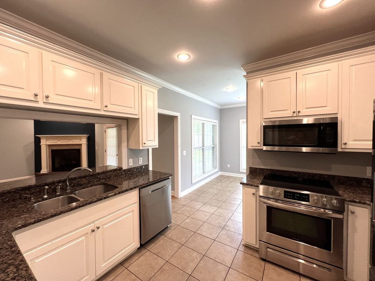 123 W Edgewood Dr - Photo 2 of 18