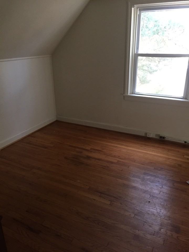 1005 1005 NANCY LANE - Photo 6 of 17