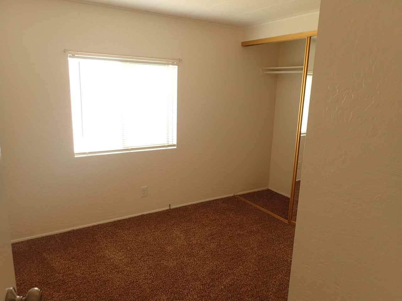 1401 W Benson Ave - Photo 4 of 8