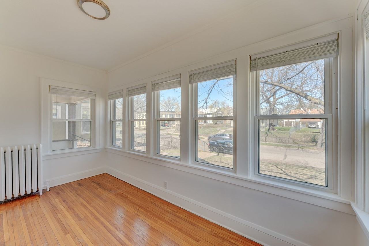 1725 8th Ave N Minneapolis, MN 55411 - Photo 2 of 26