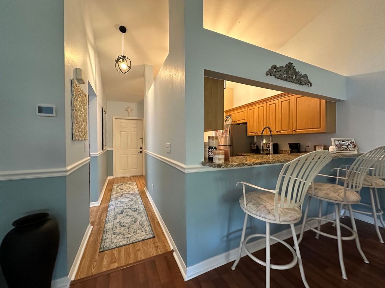 241 Robin Hood Cir - Photo 6 of 16