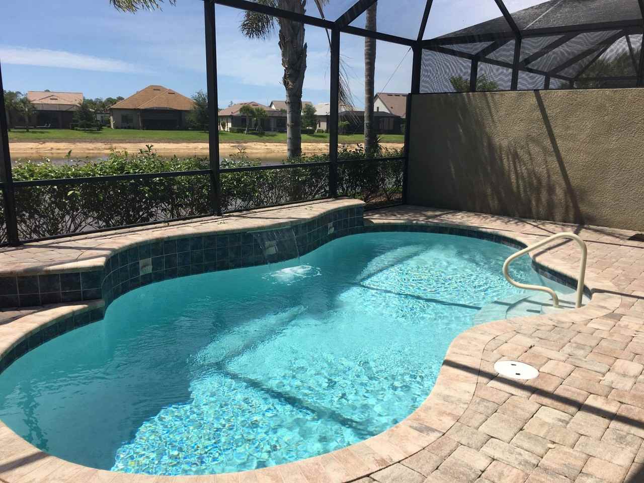 7631 Jacaranda Ln - Photo 2 of 24