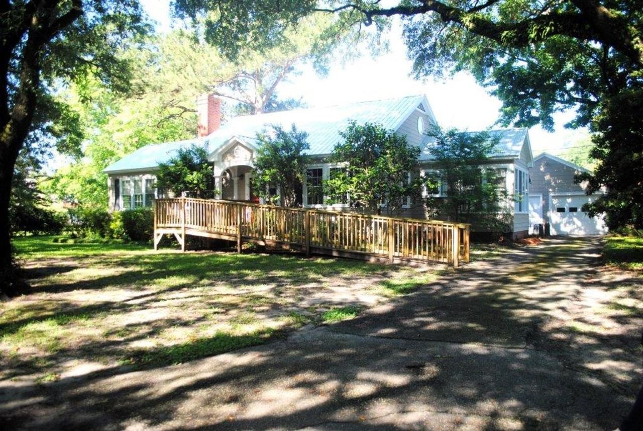 707 Willowbank Rd - Photo 2 of 20