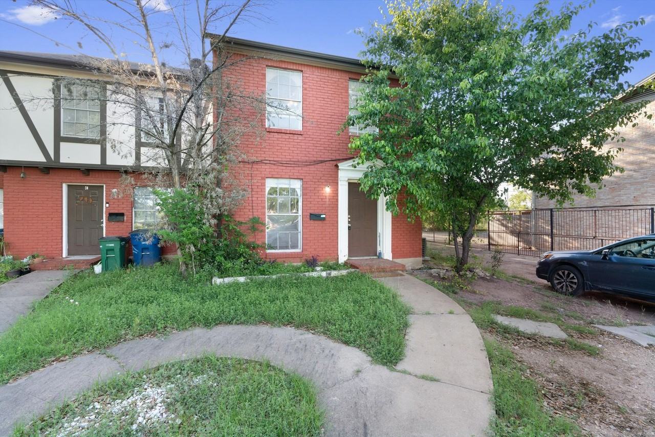 5800 Belmoor Dr #D - Photo 4 of 20