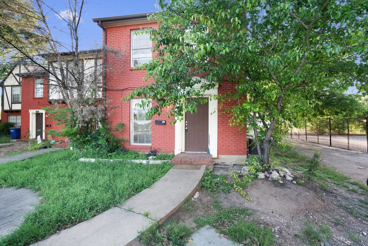 5800 Belmoor Dr #D - Photo 5 of 20