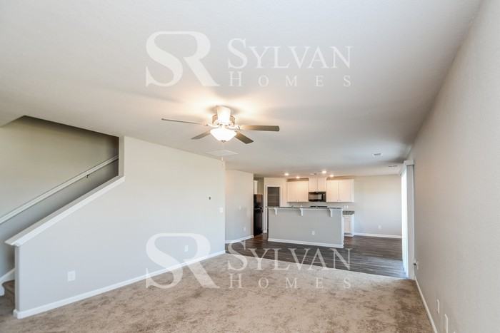 1104 Mission Grass Rd - Photo 3 of 15