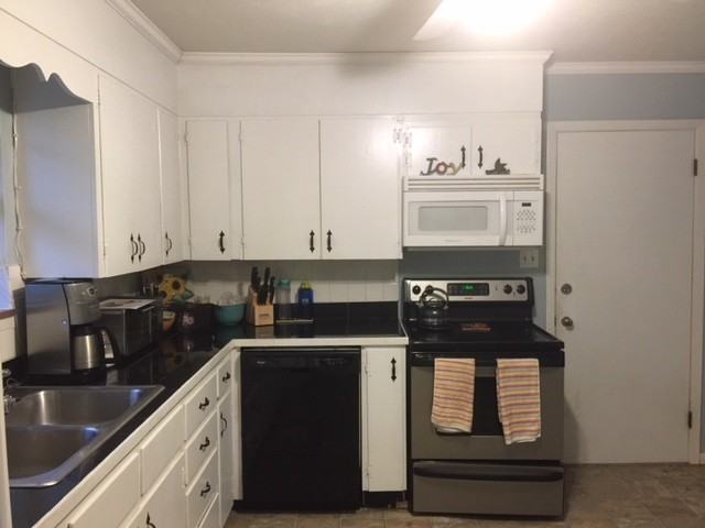 524 Goldfinch Avenue - Photo 5 of 15