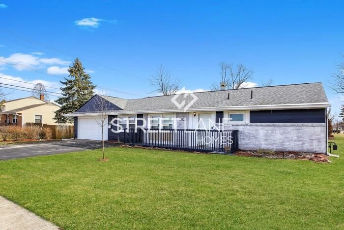 2923 Louise Ave - Photo 2 of 16