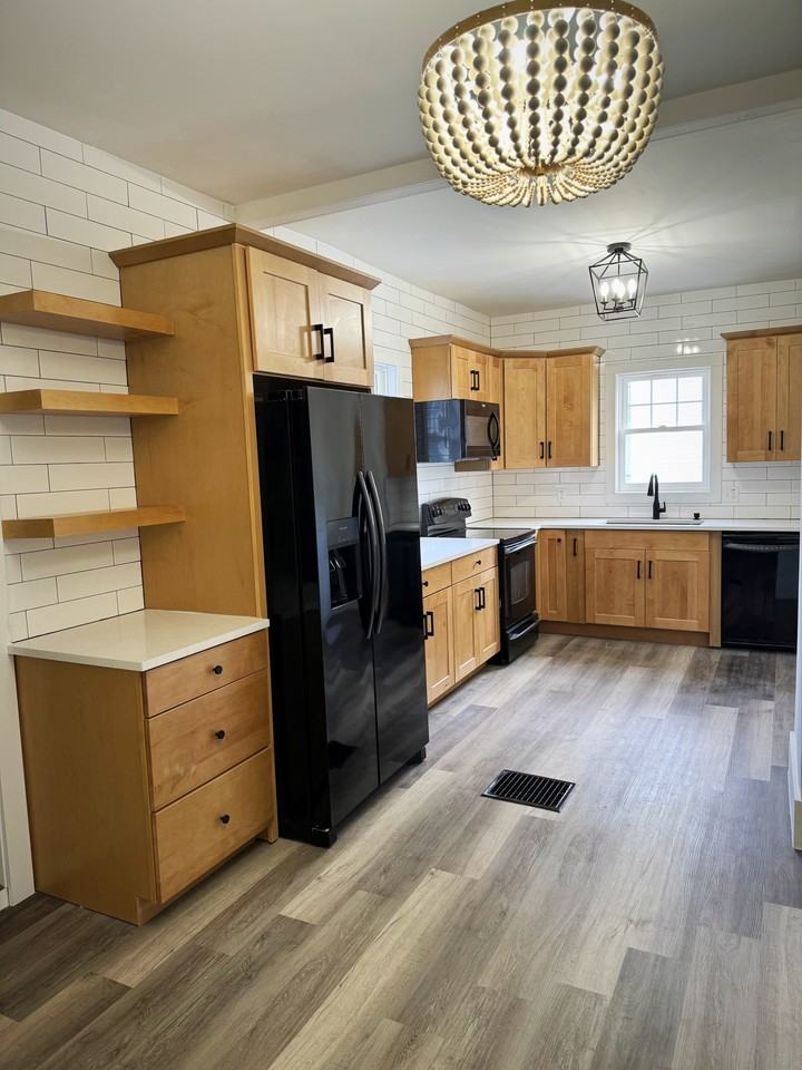 414 6th Ave #NA - Photo 2 of 9