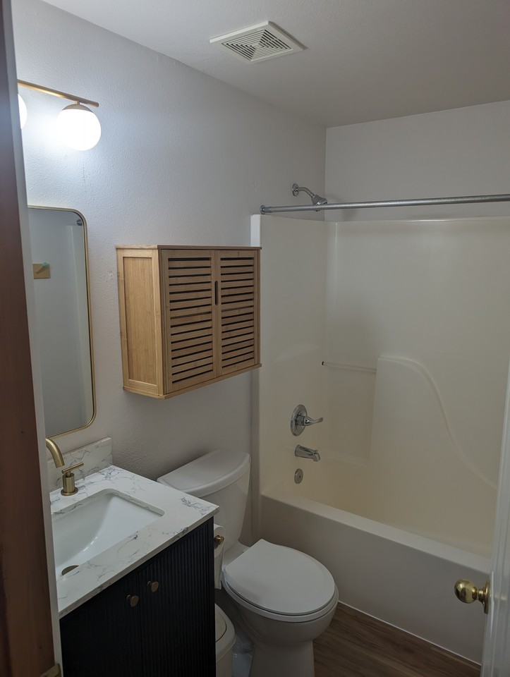 4945 Se Ogden St #NA - Photo 7 of 17