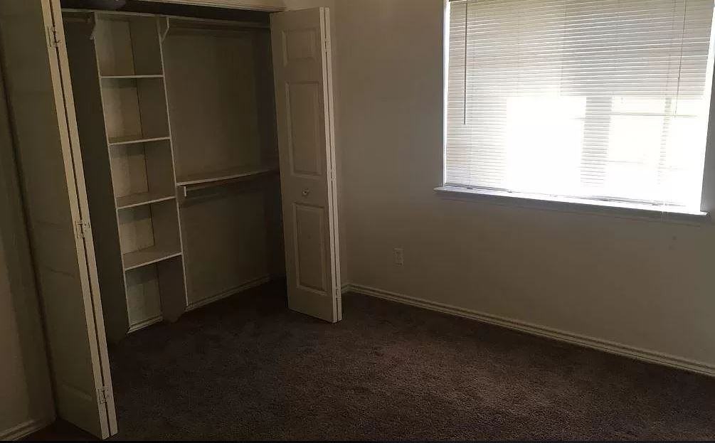 1704 S Dexter Dr #1704 - Photo 3 of 4