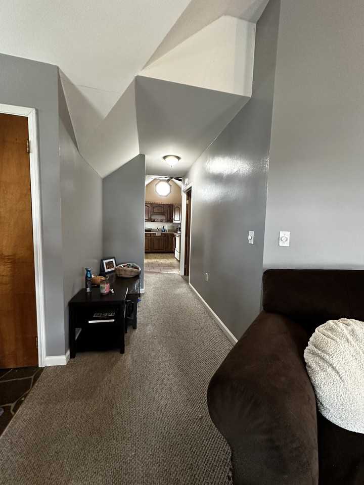 2 Van Ness St #B - Photo 3 of 15