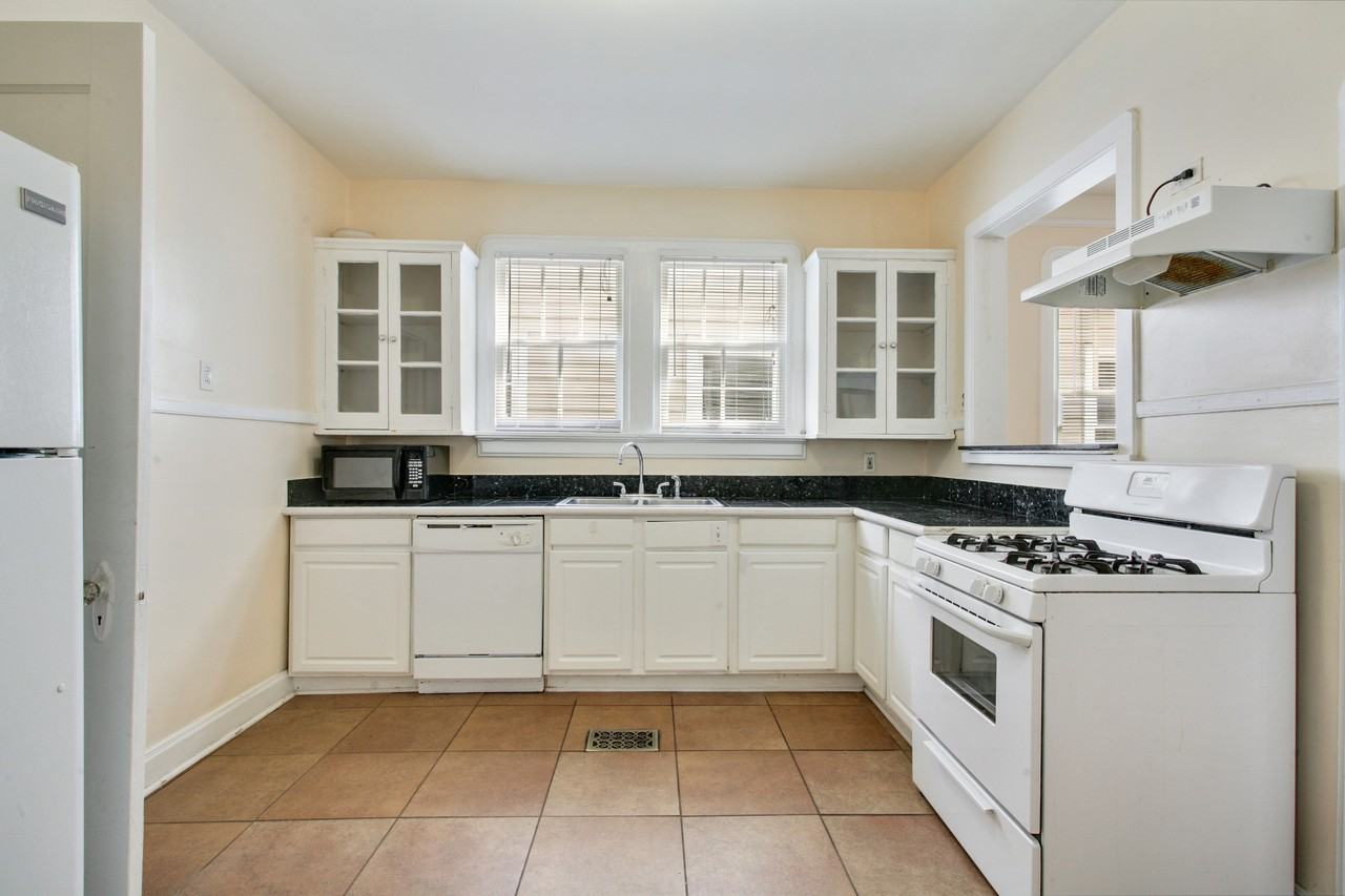 2102 S Carrollton Ave #NA - Photo 4 of 14