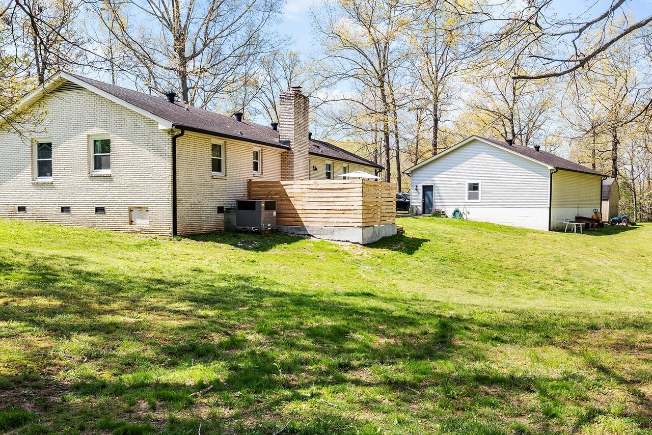 358 Twin Oaks Dr #NA - Photo 5 of 33