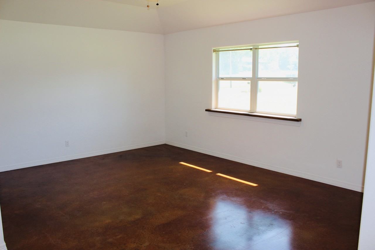 1103 East Alamo Street #1 - Photo 5 of 10