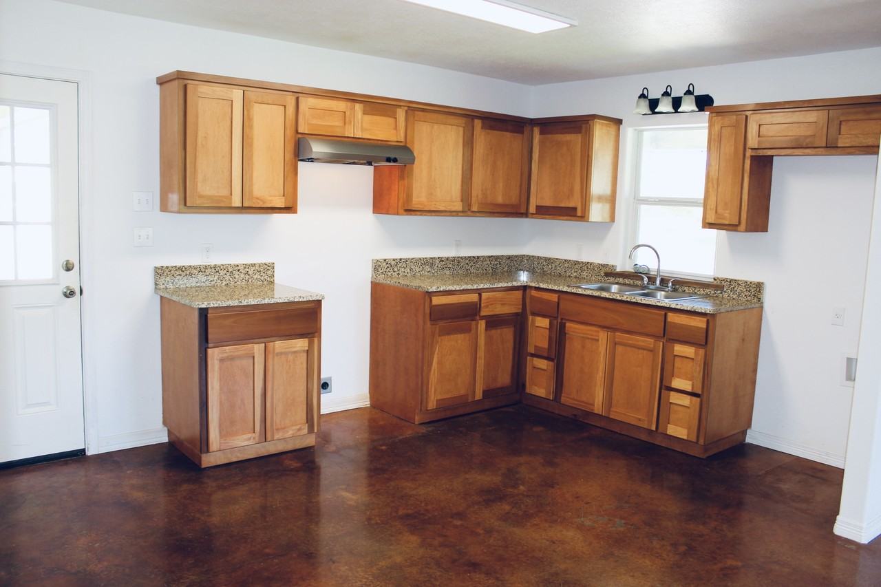 1103 East Alamo Street #1 - Photo 6 of 10