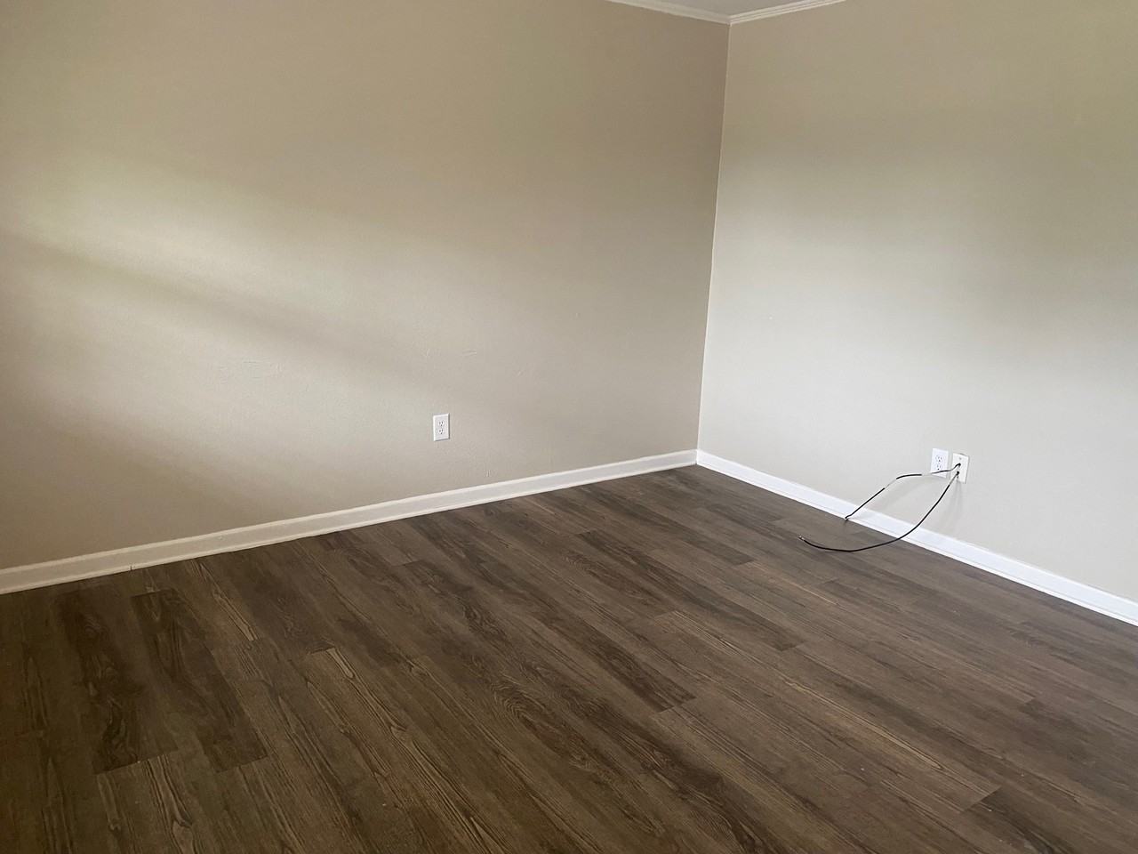 109 109 & 111 South Mitchell Street - 204 #204 - Photo 4 of 13