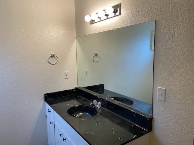 2808 Harrison Ave #1 - Photo 7 of 26