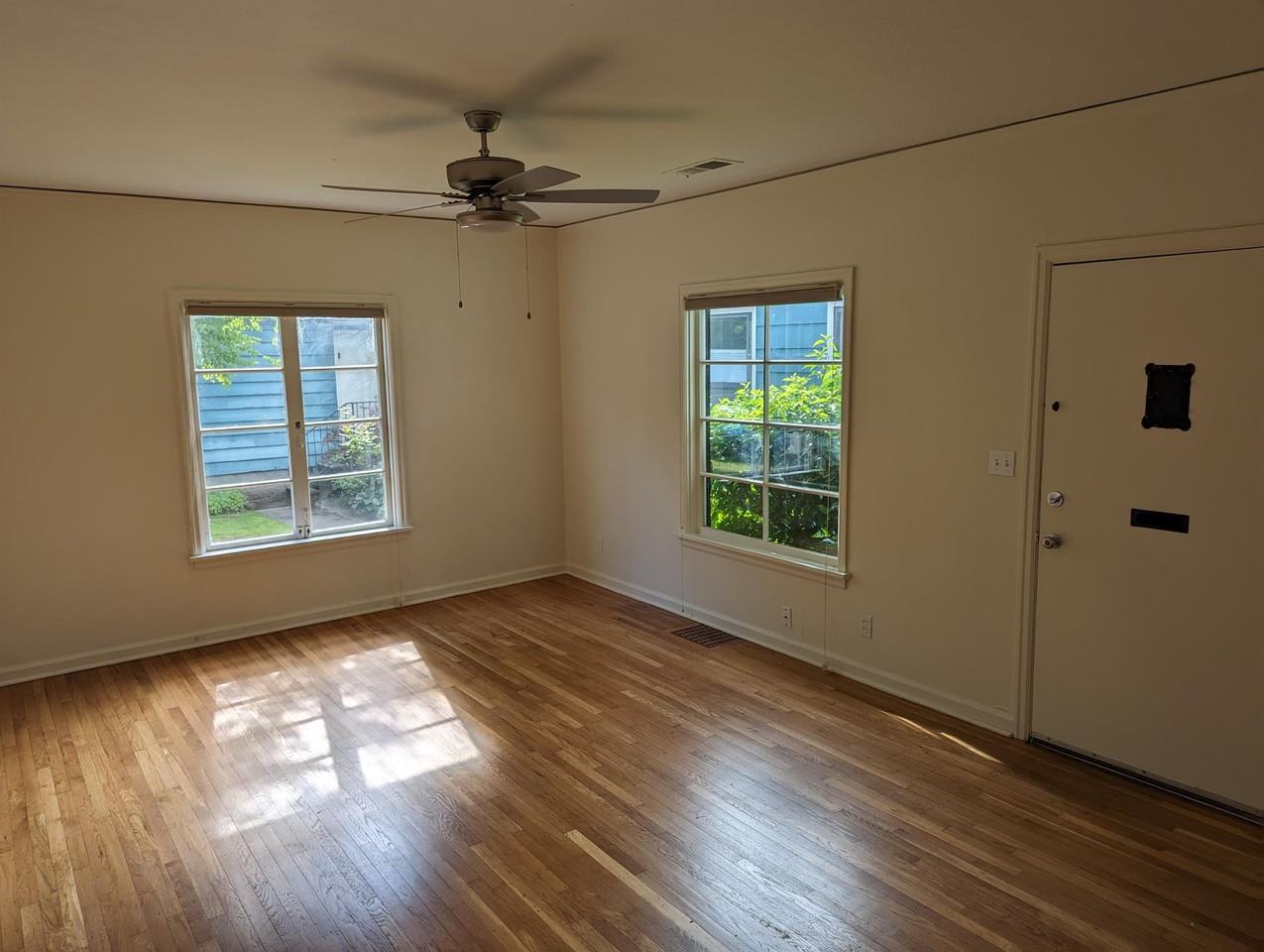 2016 Nw Overton St #2016 - Photo 4 of 17