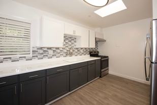 2001 -2005 Colony Street - Photo 1 of 1