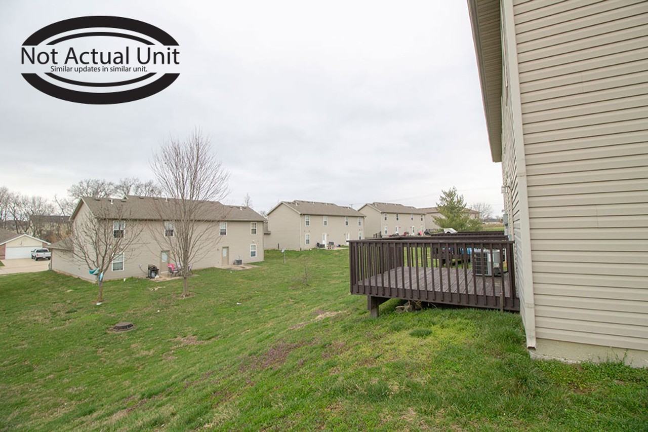 3904 Snowy Owl Dr - Photo 3 of 5