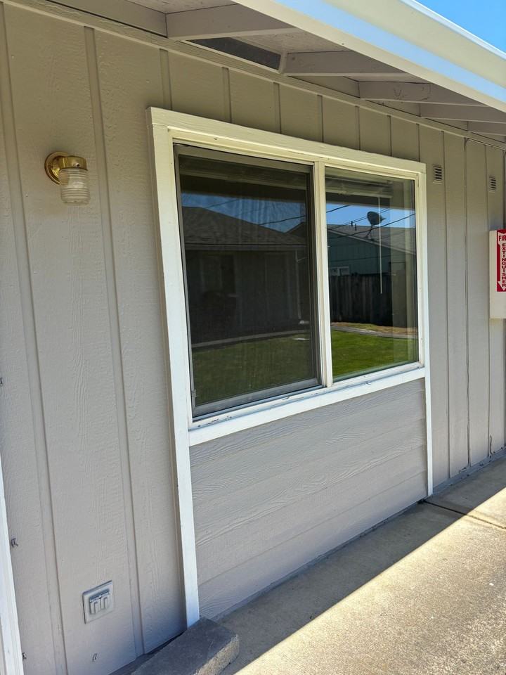 402 W Second Ave - Photo 3 of 24