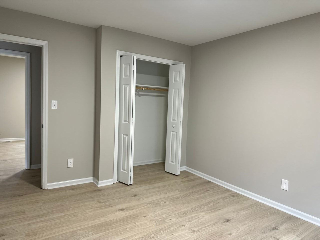 Newly Renovated Quadplex - Photo 6 of 11