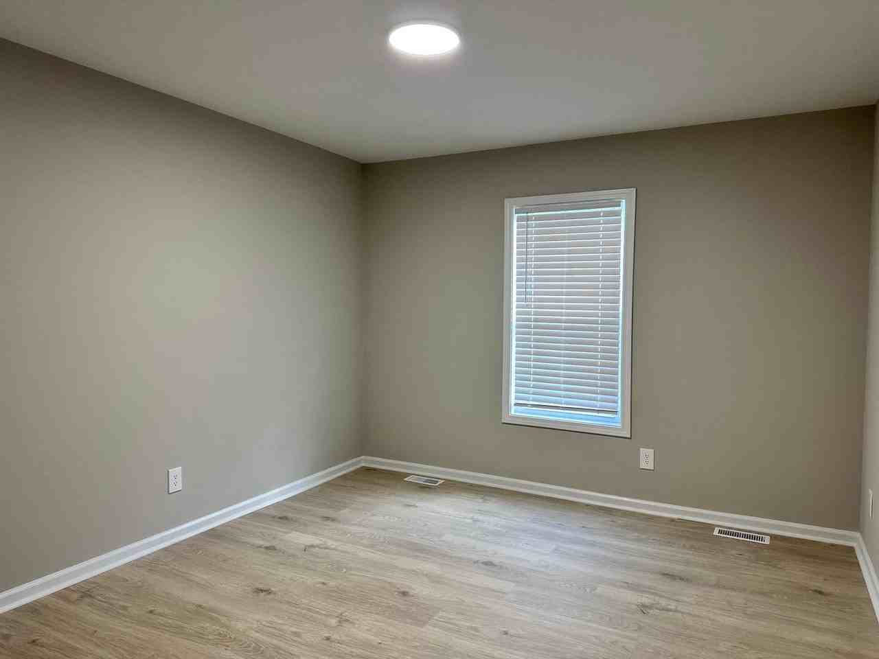 Newly Renovated Quadplex - Photo 7 of 11