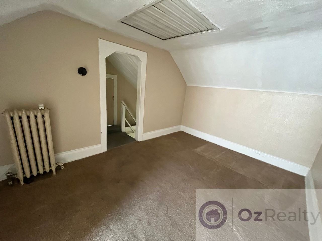 127 Bergin St - Photo 3 of 22