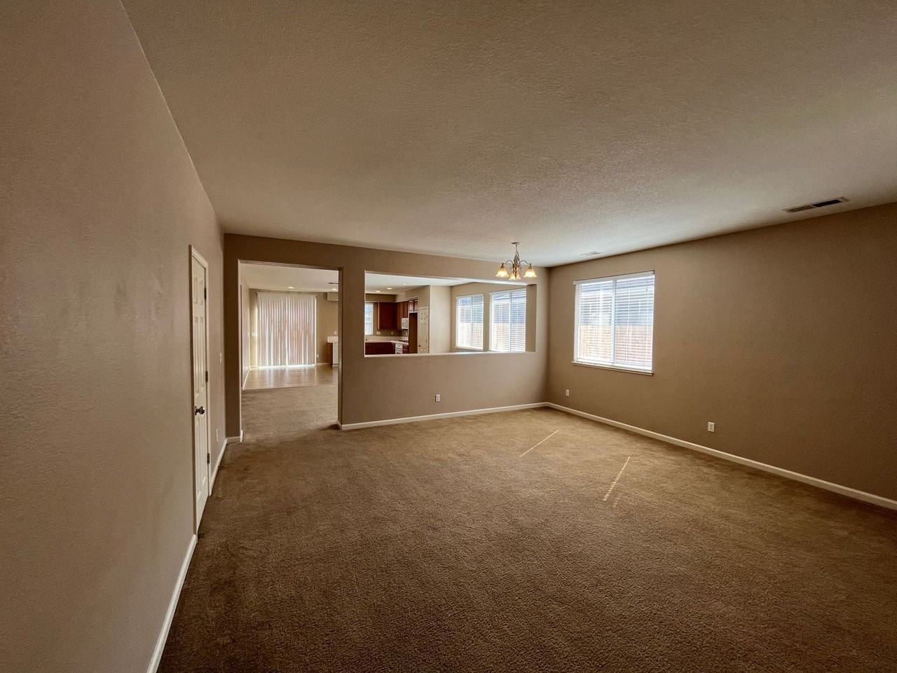 1187 Steidlmayer Way - Photo 2 of 10