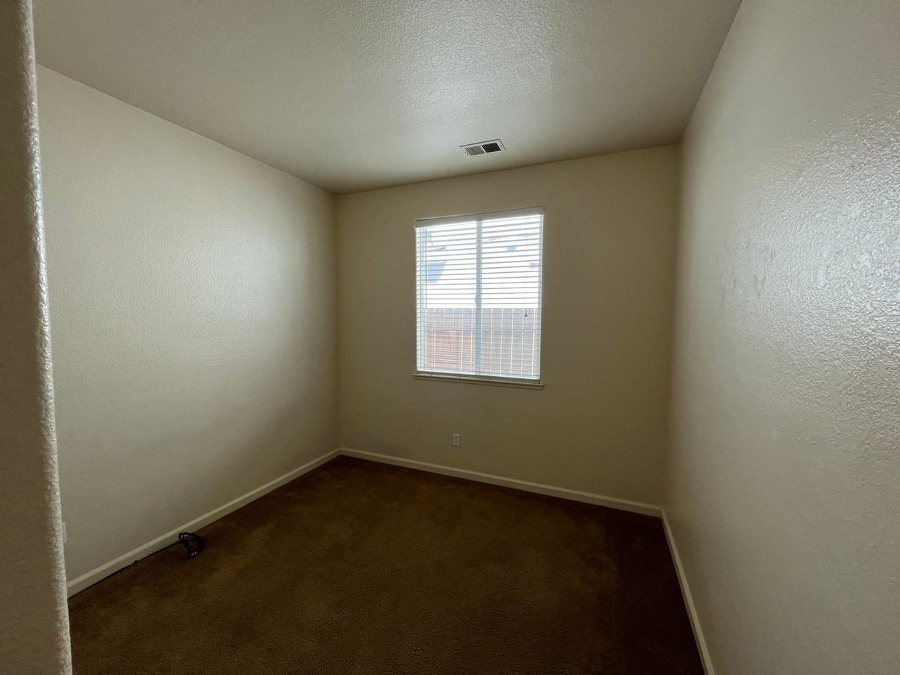 1187 Steidlmayer Way - Photo 7 of 10