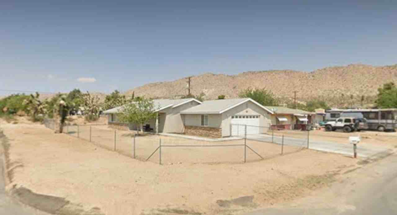7028 Cholla Ave - Photo 2 of 2